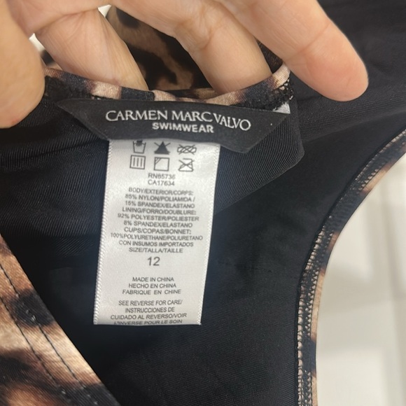 Carmen Marc Valvo Beaded Peek-A-Boo One Piece Swimsuit 12 leopard safari - Picture 6 of 7